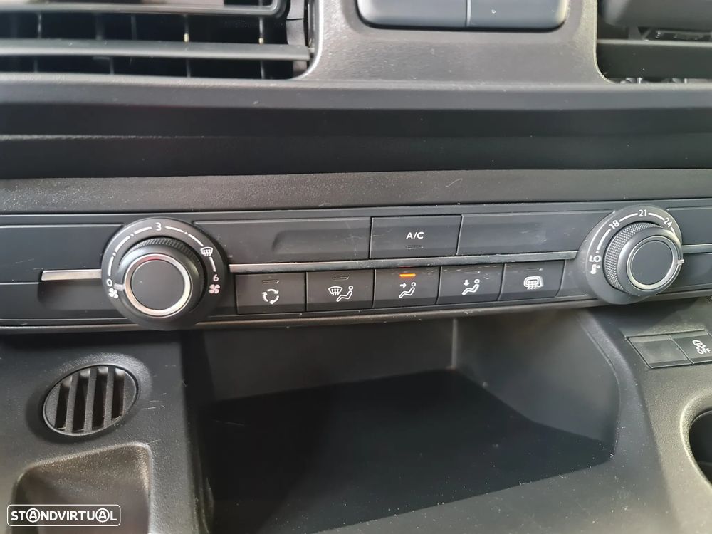 Peugeot Partner Asphalt 1.6 HDi 100cv Câmara CarPlay IVA Dedutível - 25