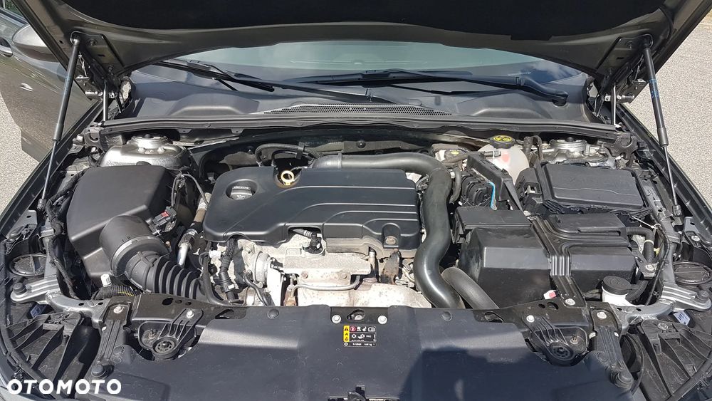 Opel Insignia 1.5 T Elite S&S - 11