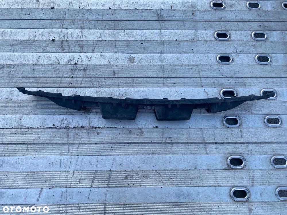 ŚLIZG MOCOWANIE ZDERZAKA ŚRODKOWY TYŁ SEAT IBIZA IV 6J4807863 - 1