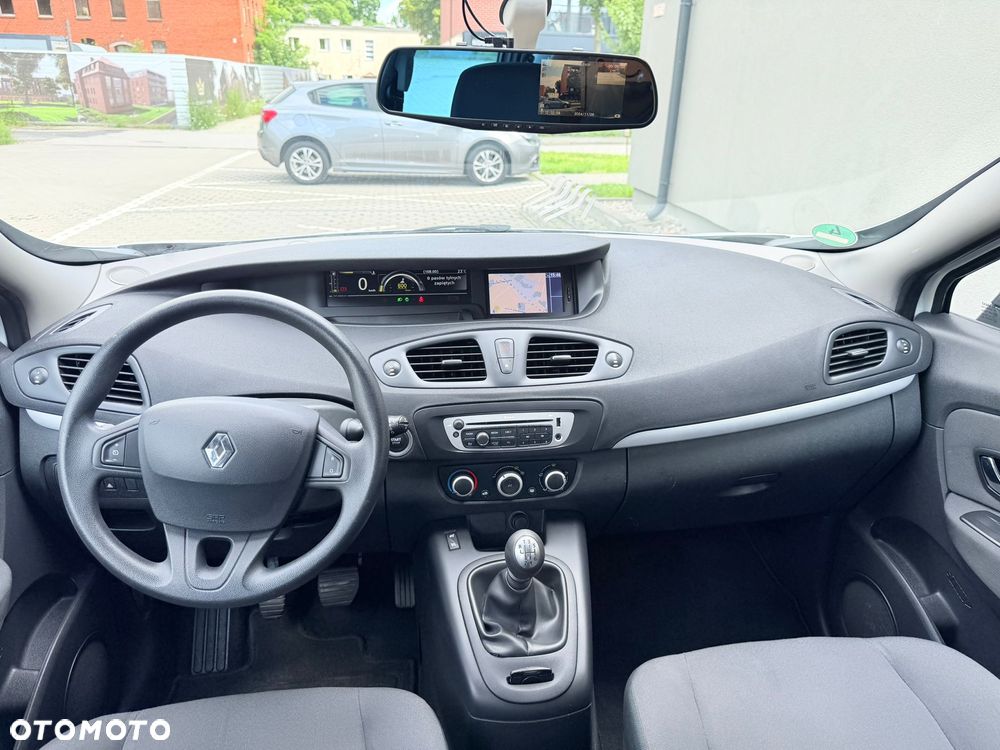 Renault Scenic 1.6 16V 110 TomTom Edition - 25