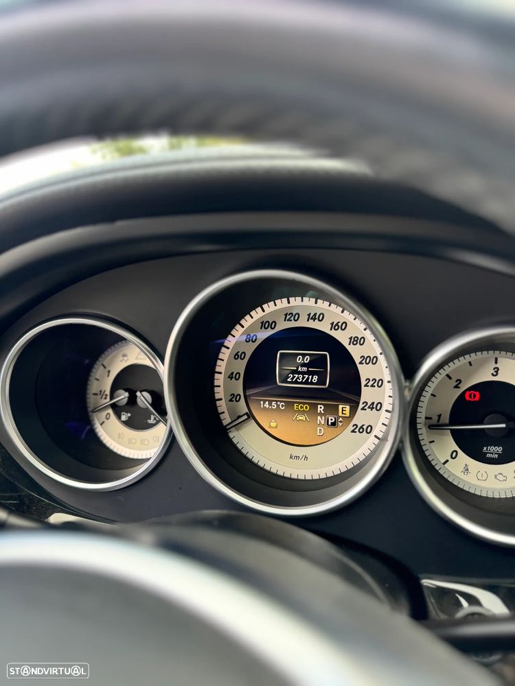 Mercedes-Benz CLS 250 - 24