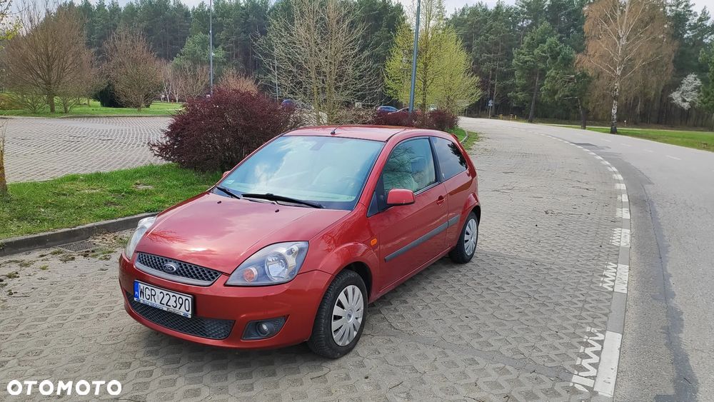 Ford Fiesta 1.6 TDCi Ghia - 19