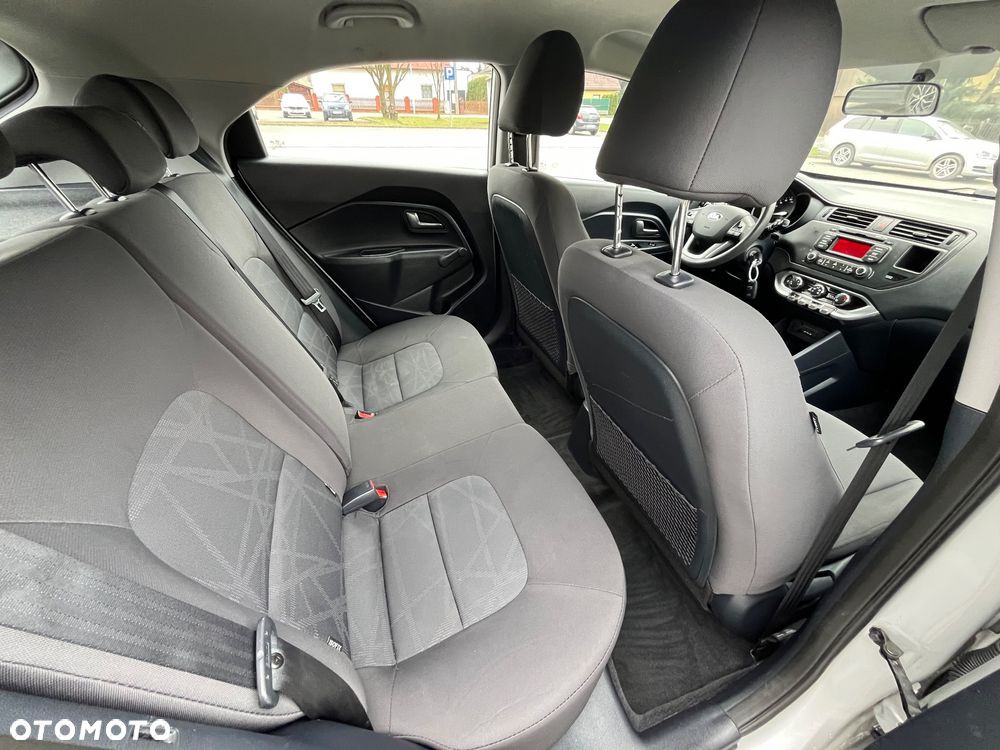 Kia Rio 1.1 crdi M - 21