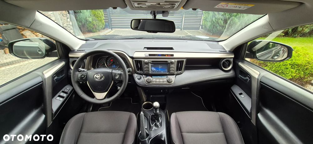 Toyota RAV4 2.0 D-4D Premium - 16