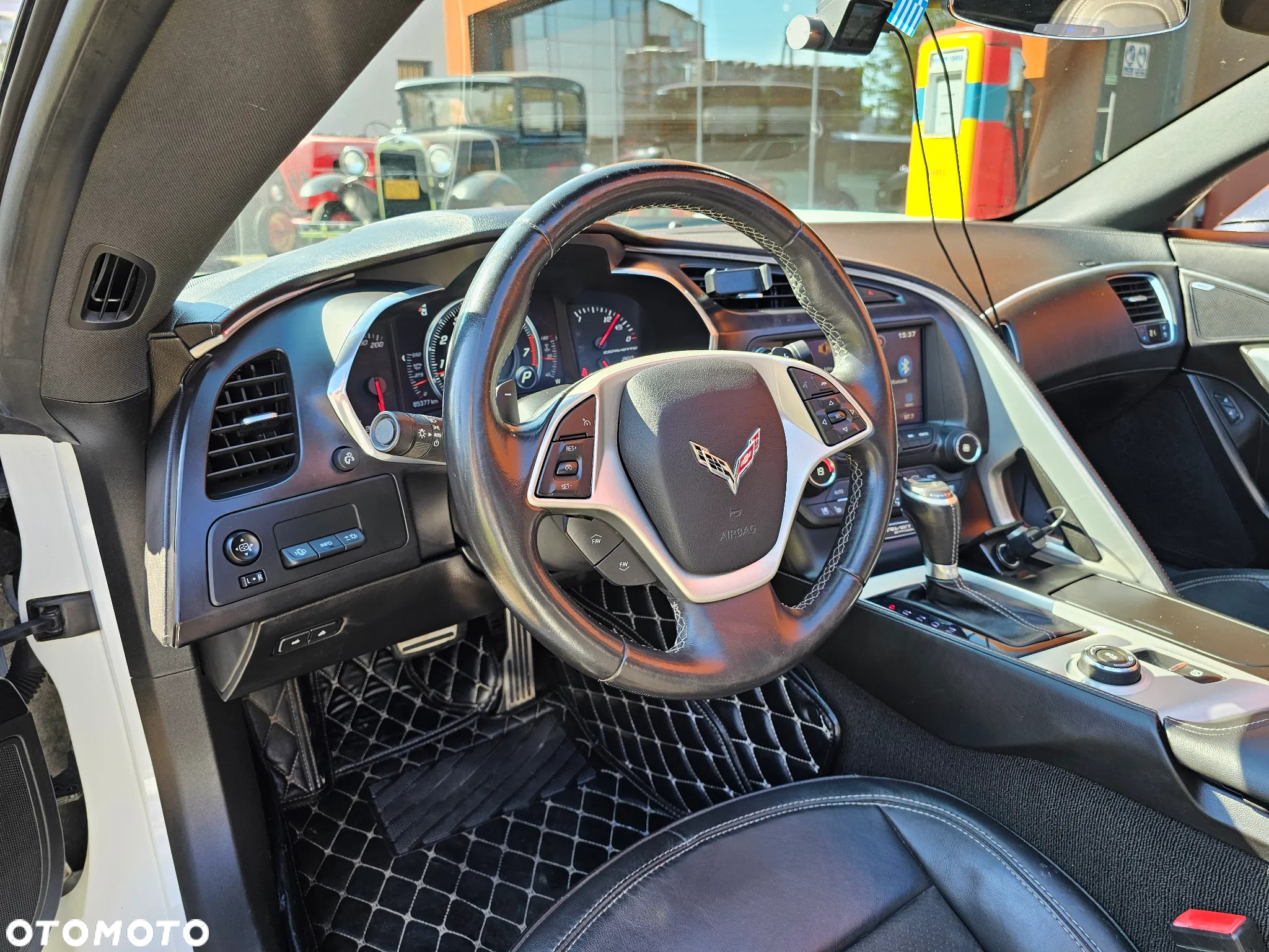 Chevrolet Corvette Stingray 2LT 6.2 V8 Cabrio Automatik - 21