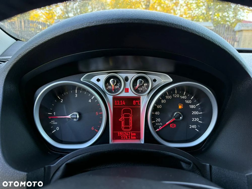 Ford Kuga 2.0 TDCi 2x4 Titanium - 10