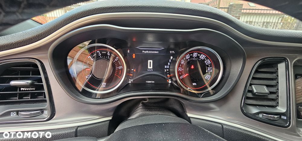 Dodge Challenger - 9