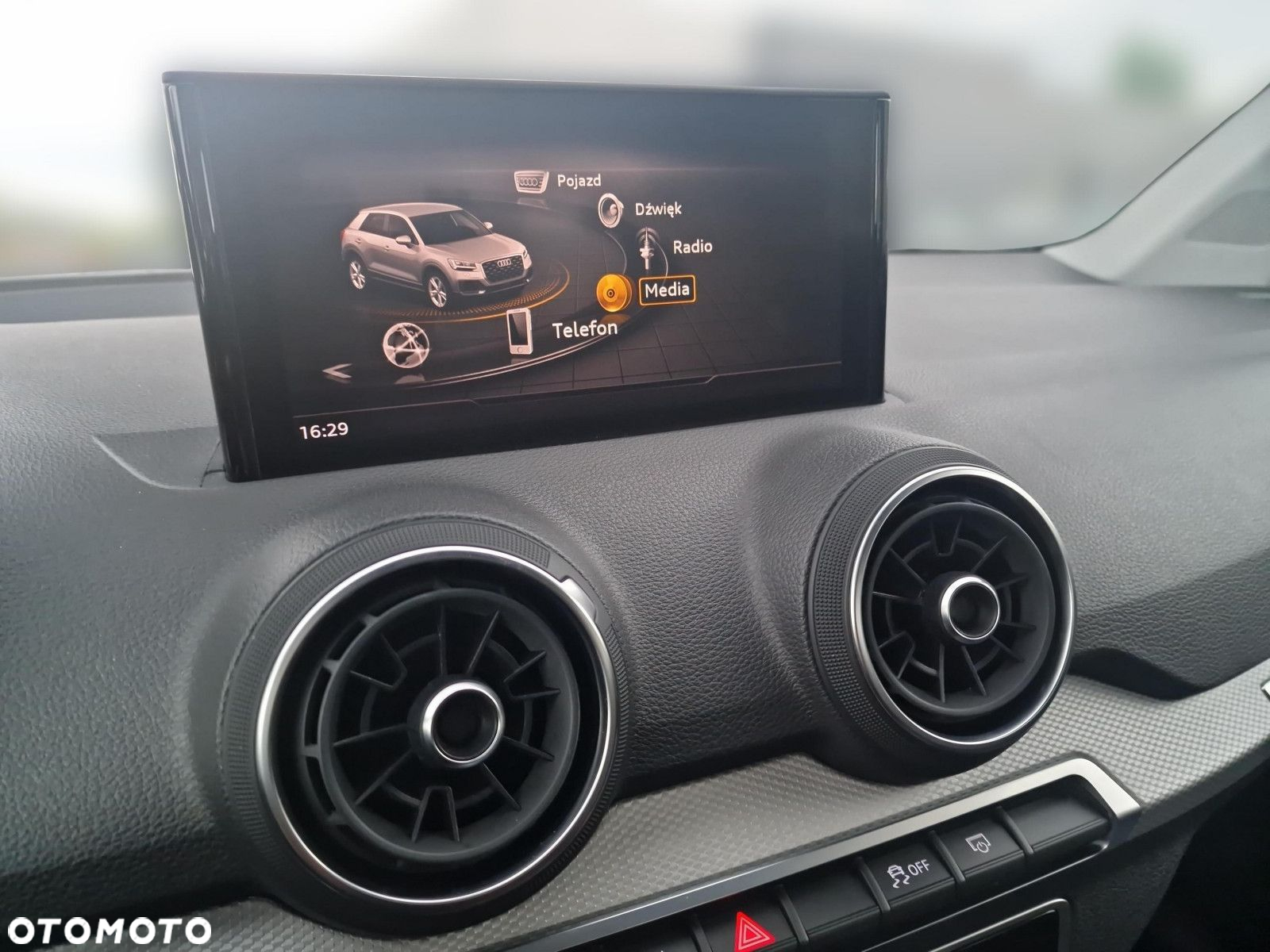 Audi Q2 - 16