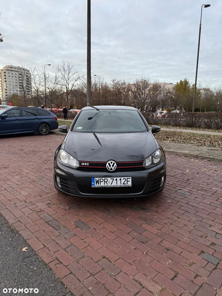 Volkswagen Golf - 4