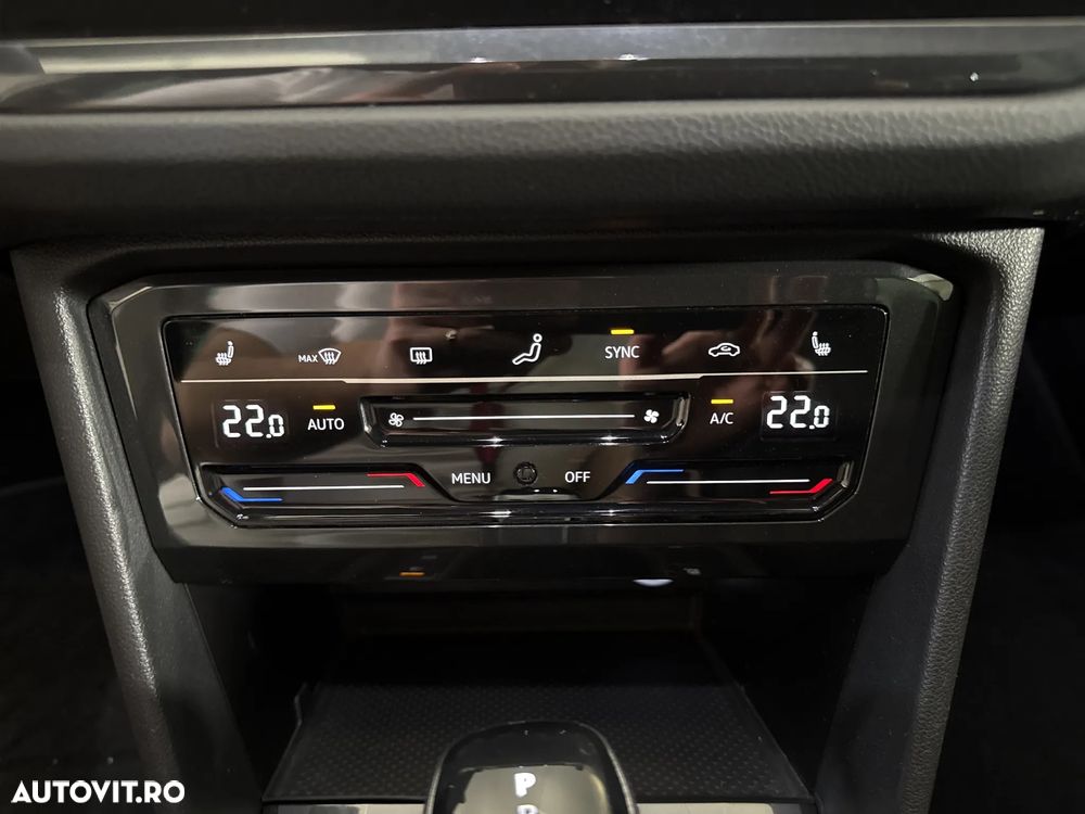 Volkswagen Tiguan - 19