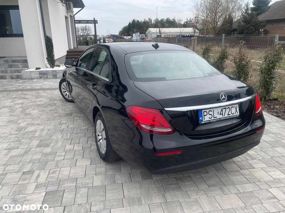 Mercedes-Benz Klasa E 200 d 9G-TRONIC Exclusive - 6
