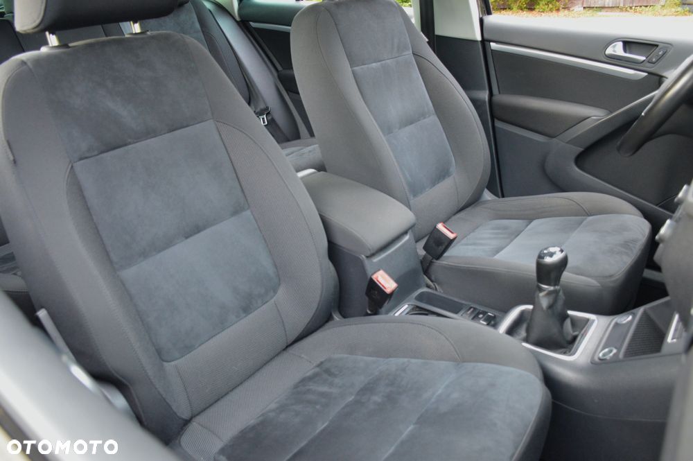 Volkswagen Tiguan 2.0 TSI 4Motion Exclusive - 28