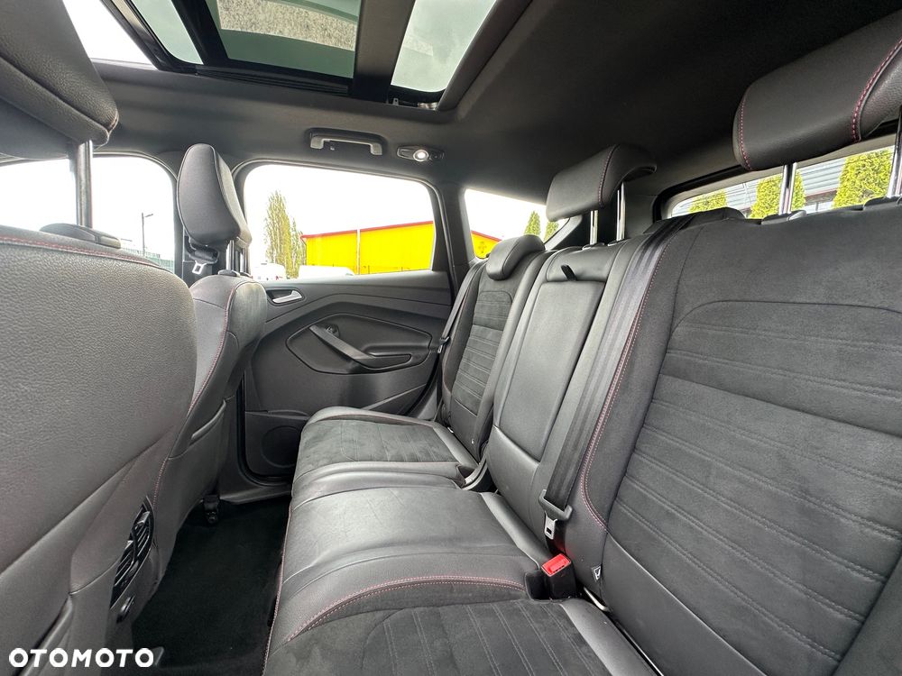 Ford Kuga 2.0 TDCi FWD ST-Line - 31