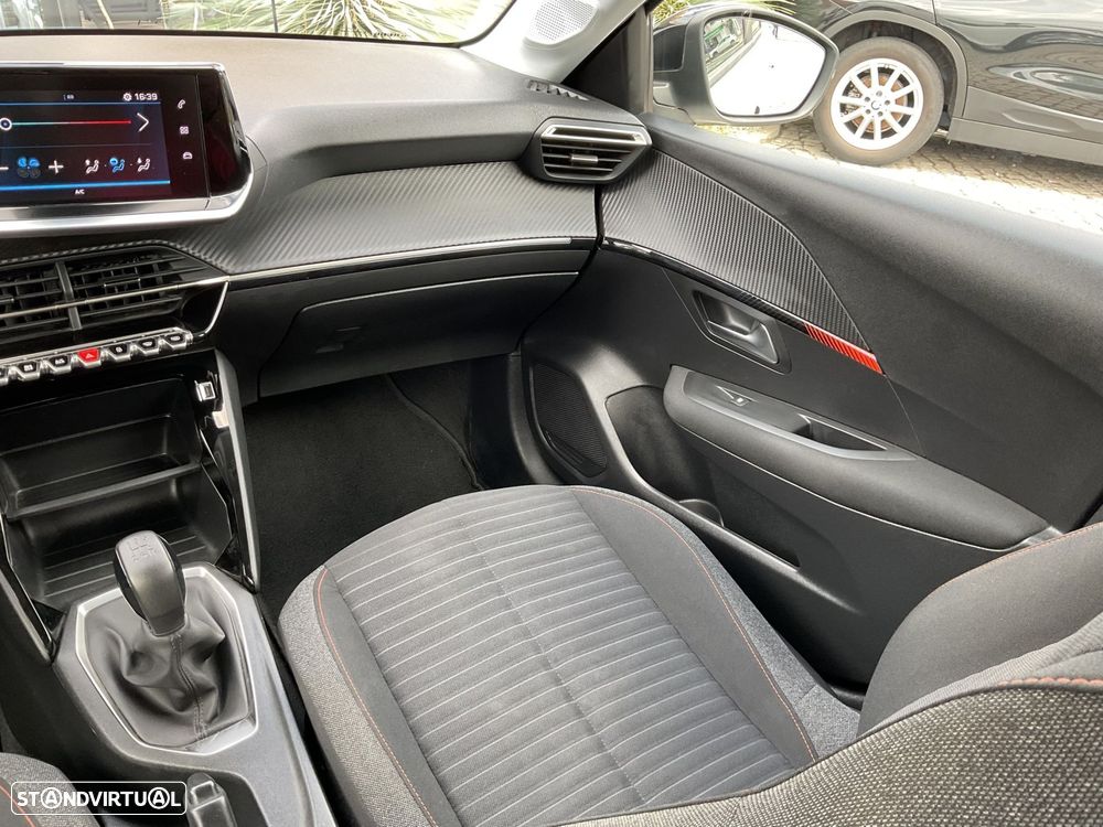 Peugeot 208 1.2 PureTech Active - 29