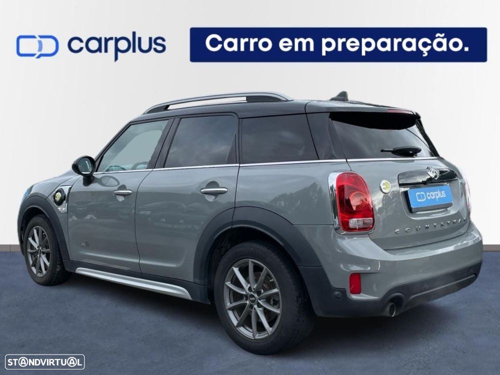 MINI Countryman Cooper SE ALL4 Auto - 2