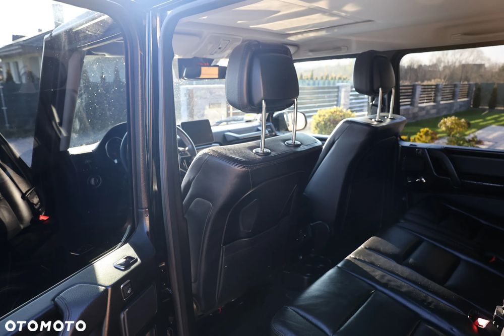 Mercedes-Benz Klasa G 500 7G-TRONIC - 34