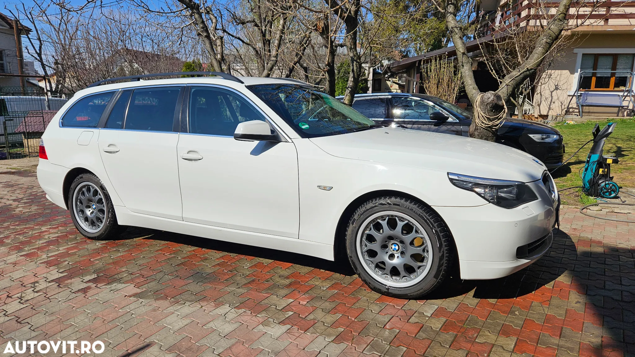 BMW Seria 5 520d Edition Exclusive - 24