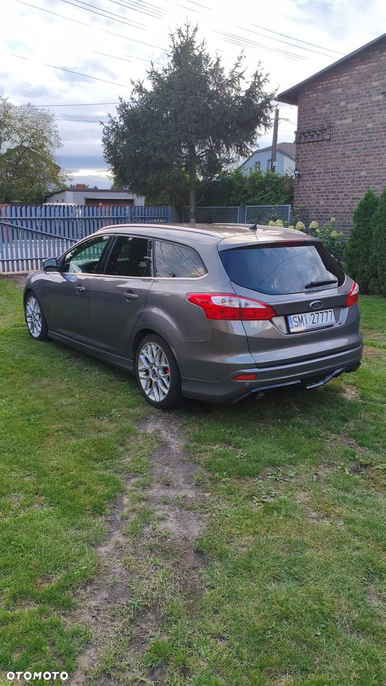 Ford Focus 1.6 TDCi ECOnetic 88g Start-Stopp-System Titanium - 3