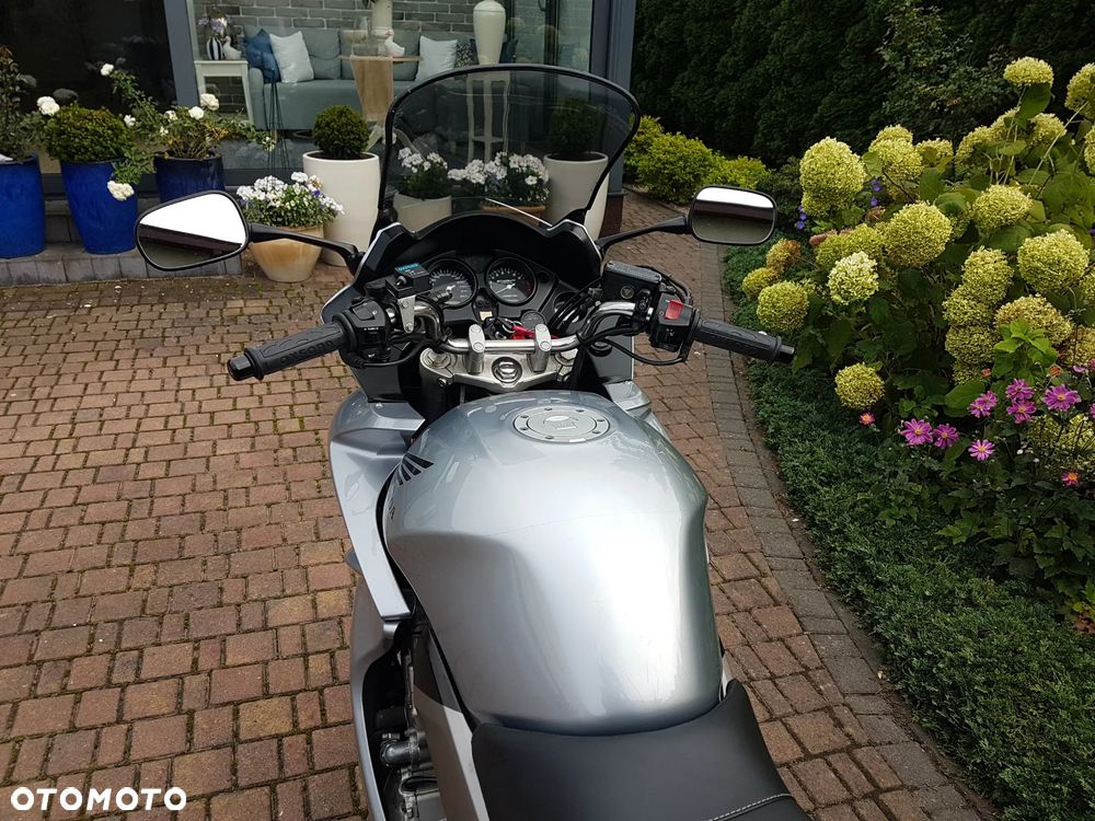 Honda CBF - 19