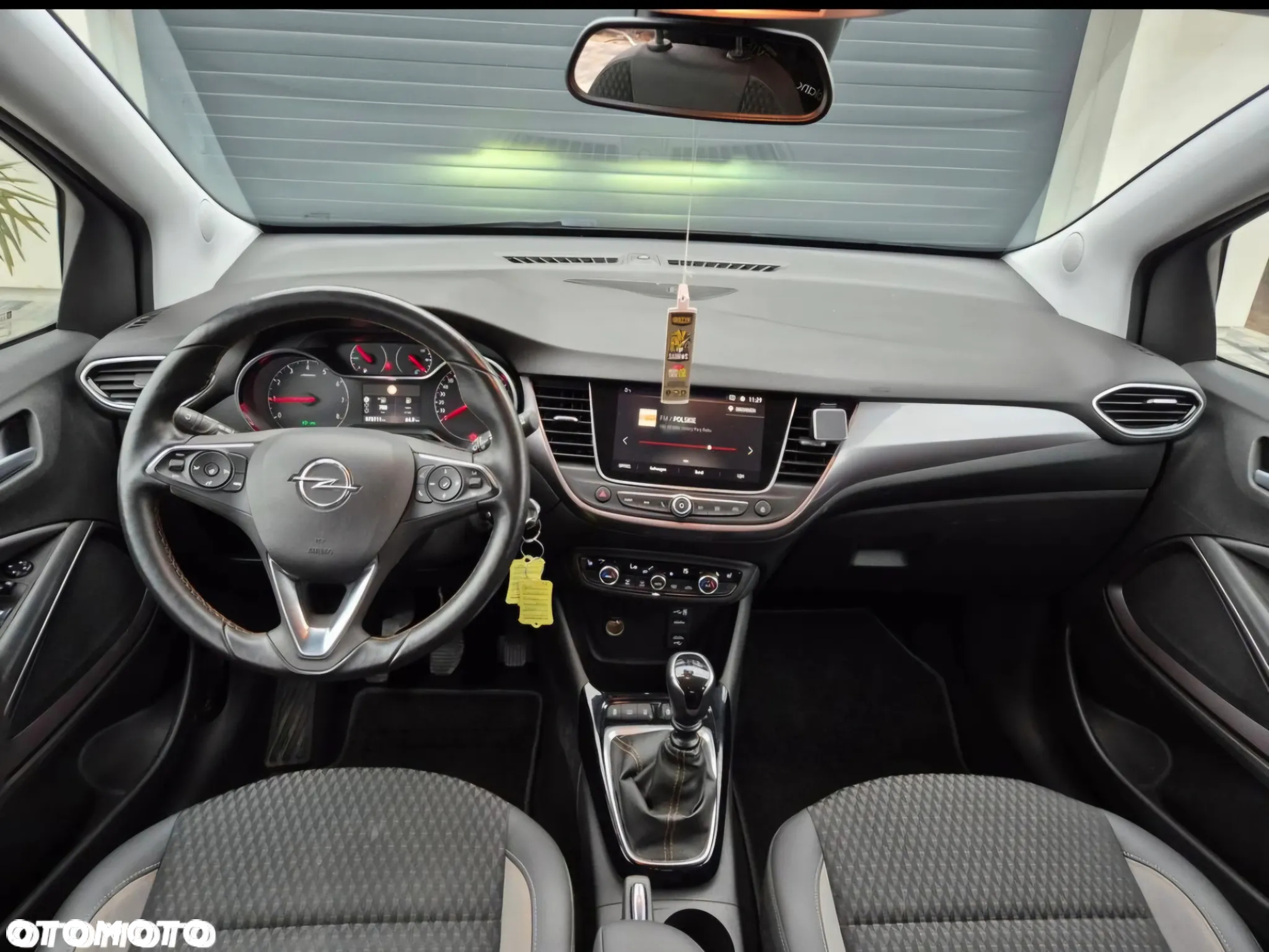 Opel Crossland X - 13
