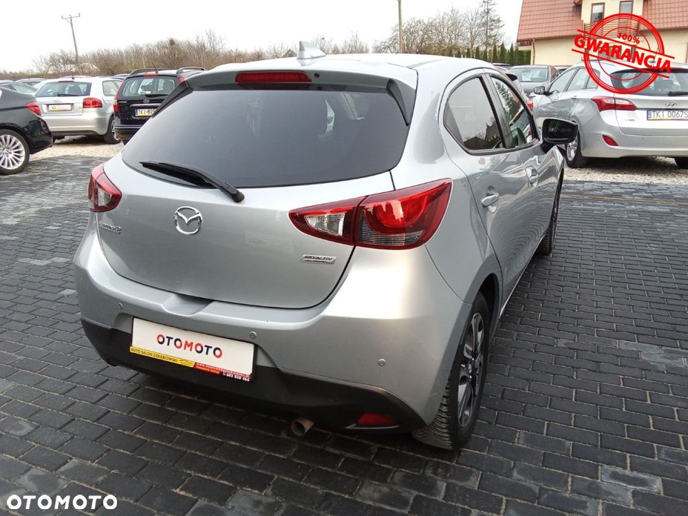 Mazda 2 - 10