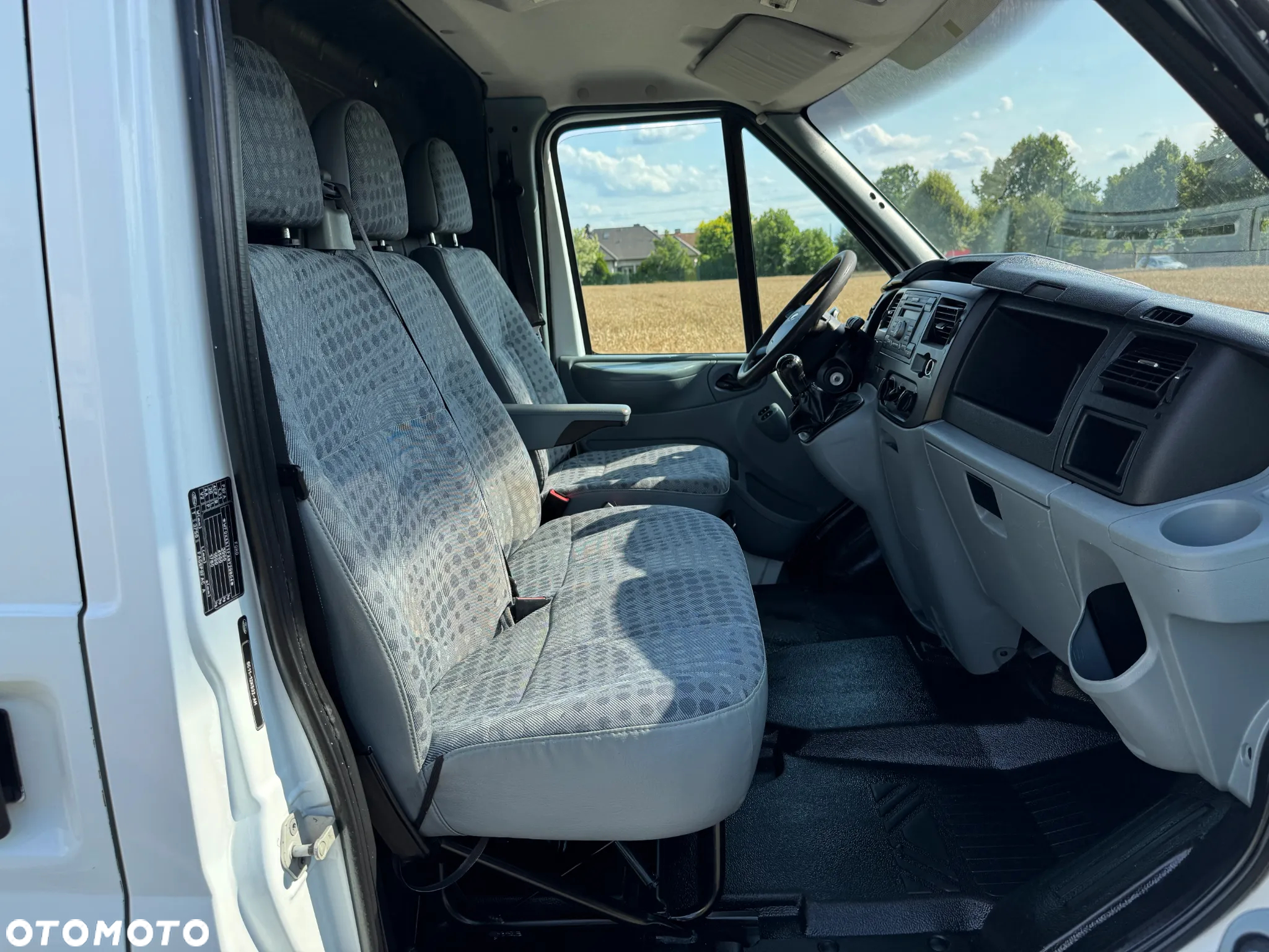 Ford Transit * L3H3 * 2.2 / 110KM * - 33