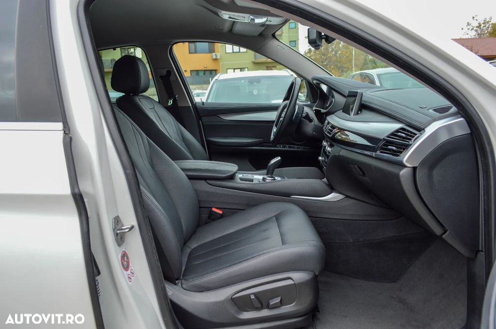 BMW X6 xDrive30d - 33