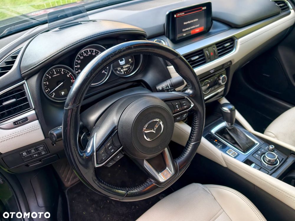 Mazda 6 - 8