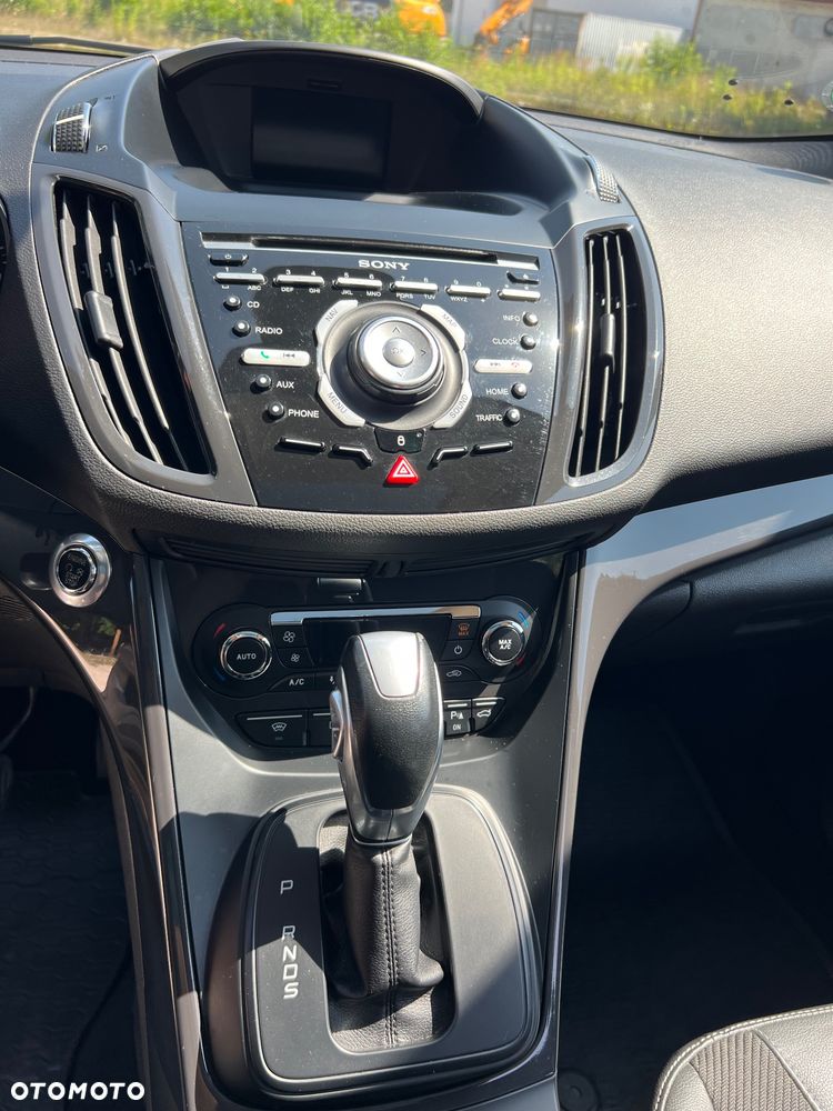 Ford Kuga - 16