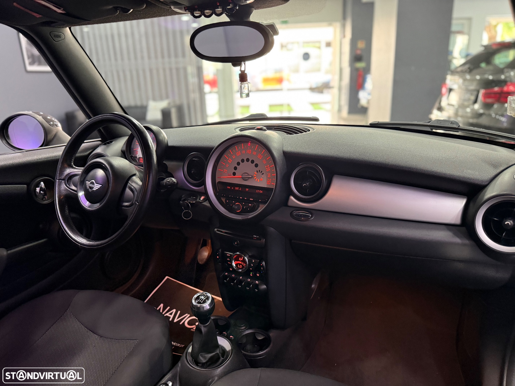 MINI 3 Portas Cooper D - 7