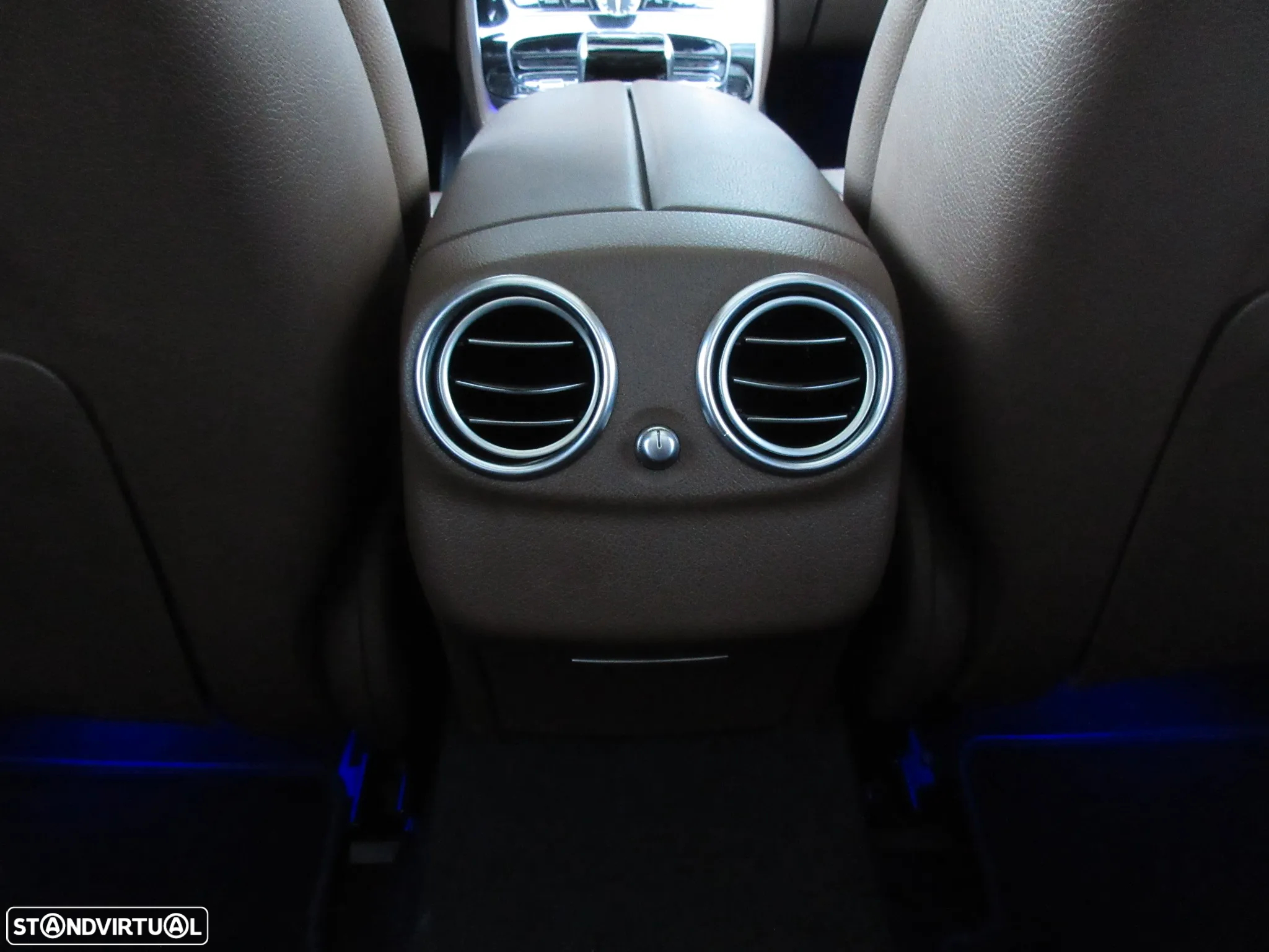Mercedes-Benz E 200 - 41