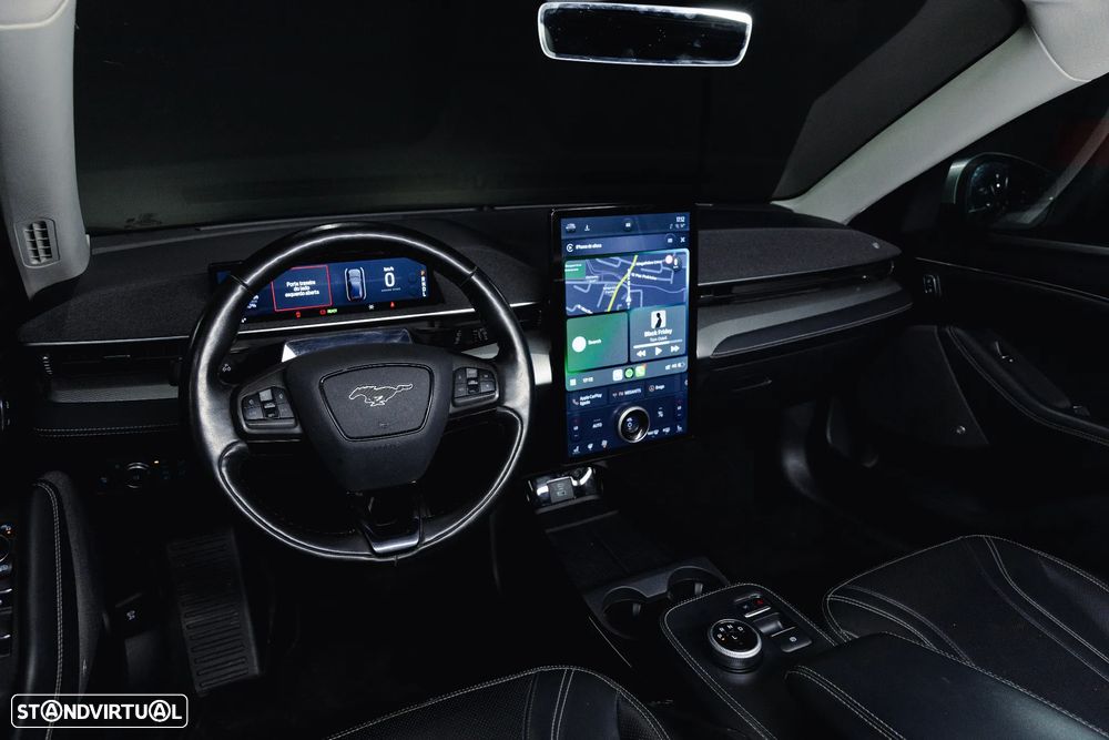 Ford Mustang Mach-E Standard - 11