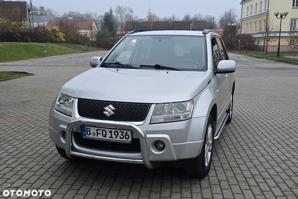 Suzuki Grand Vitara 2.0 De luxe - 3