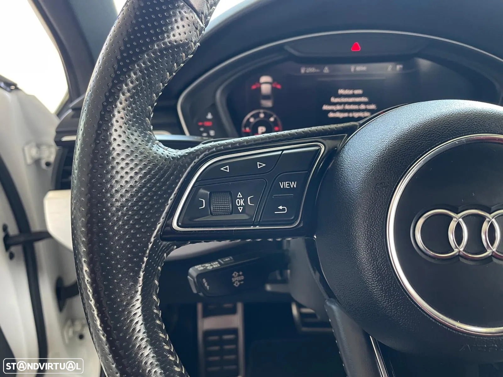 Audi A4 2.0 TDI S-line S tronic - 19