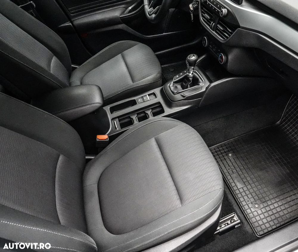 Ford Focus 1.5 EcoBlue Titanium - 12
