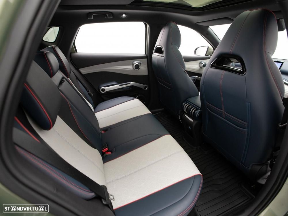 BYD Atto 3 Comfort - 12