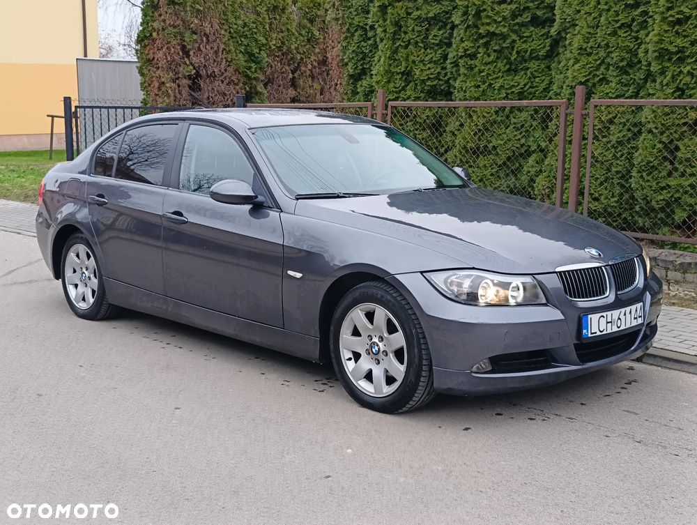 BMW Seria 3 320d DPF - 1