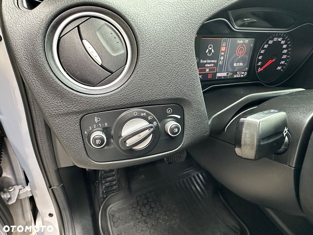 Ford Mondeo 2.0 EcoBoost Titanium X - 28