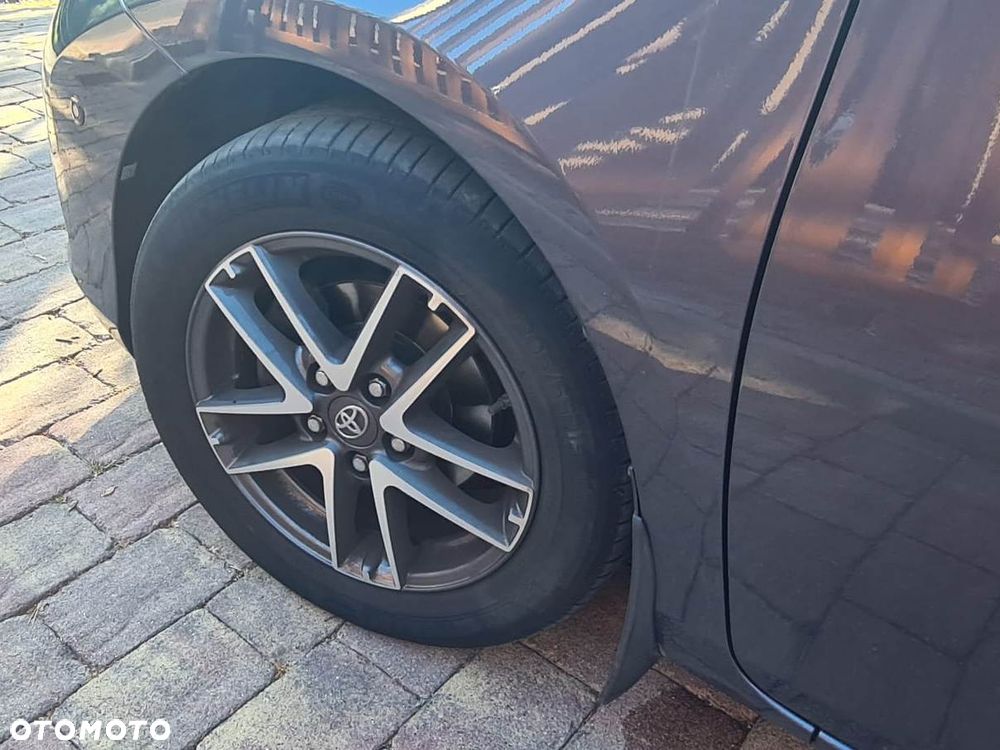 Toyota Auris 1.6 Premium - 14