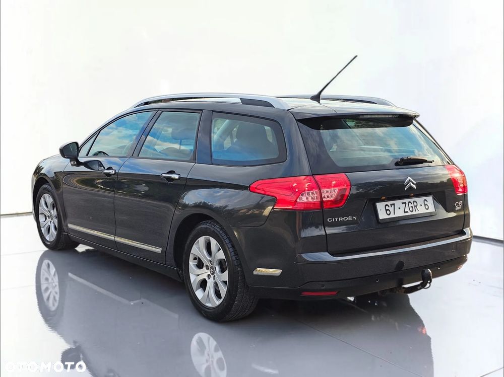Citroën C5 2.0 16V Confort - 4