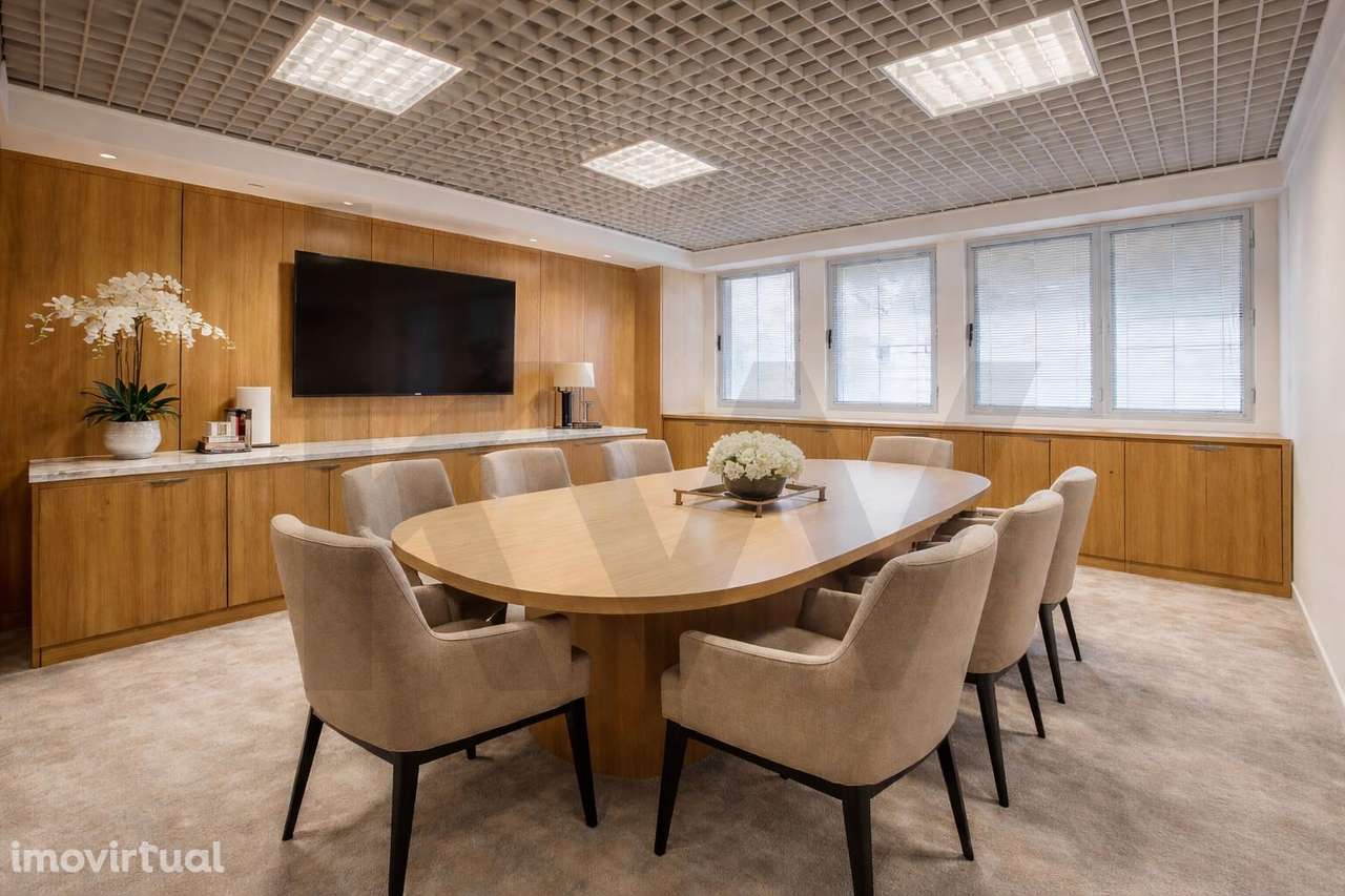 Fração exclusiva - Avenidas Novas, Serviços ou Habitação - Grande imagem: 5/35