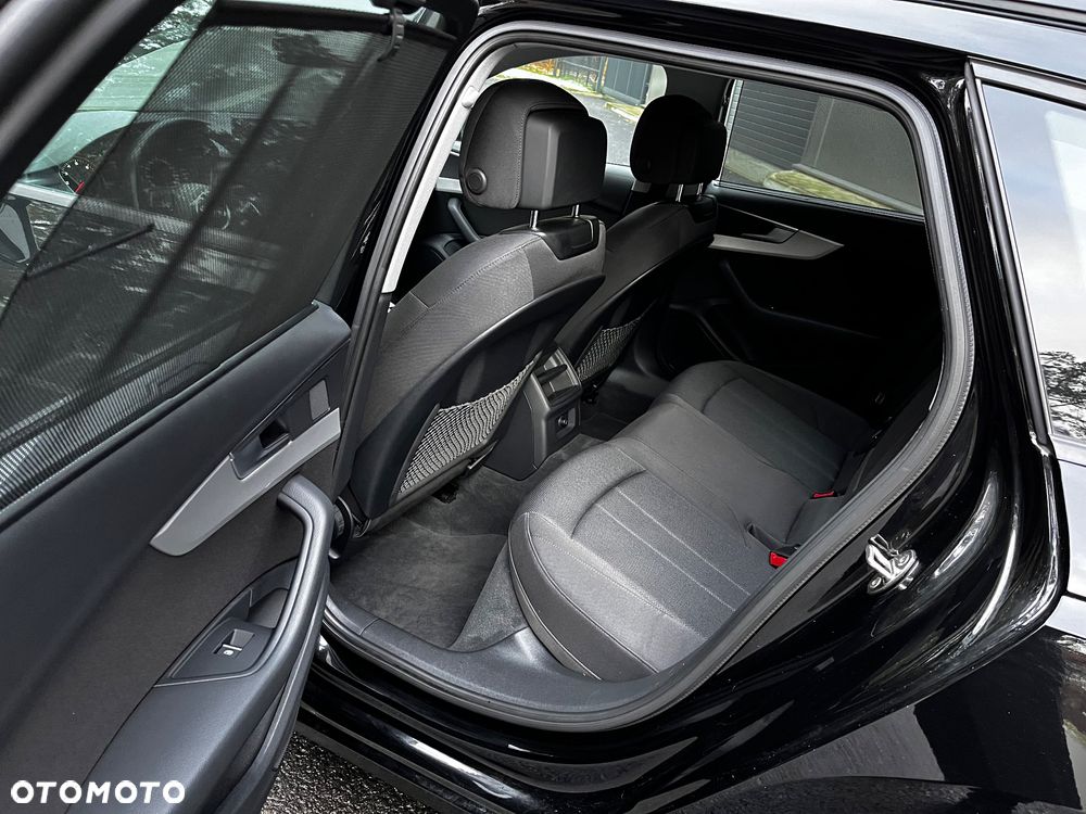 Audi A4 Avant 35 TFSI S tronic sport - 28