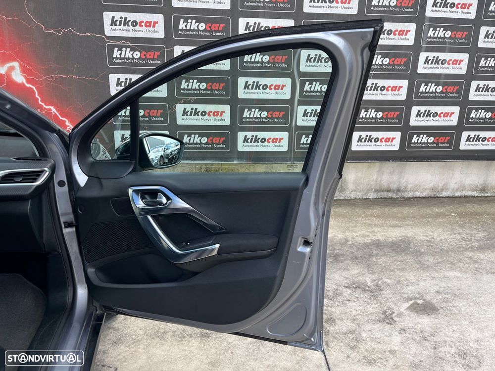 Peugeot 2008 1.6 e-HDi Allure - 45