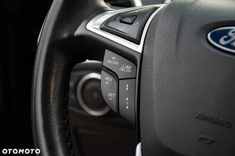 Ford S-Max 2.0 TDCi Titanium - 32