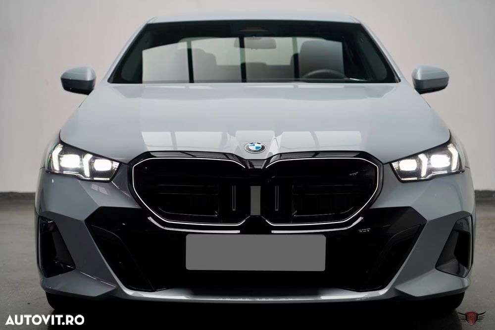 BMW Seria 5 520d xDrive Aut. - 2