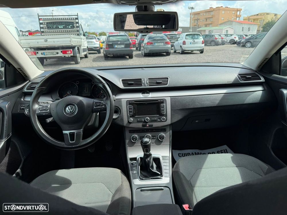 VW Passat Variant 1.6 TDI BlueMotion Comfortline - 21