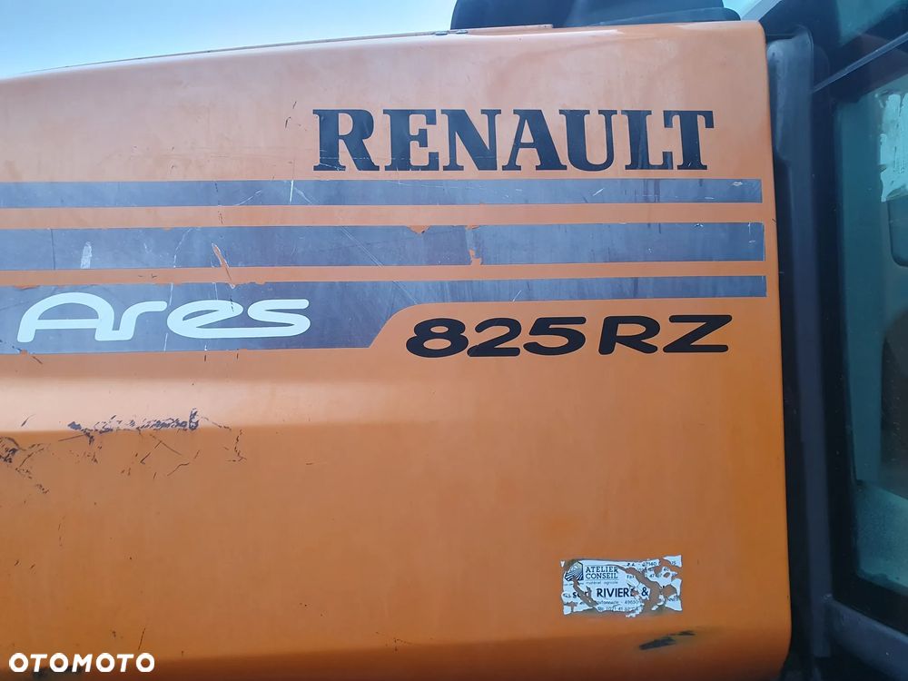 Renault Ares 825 RZ - 6
