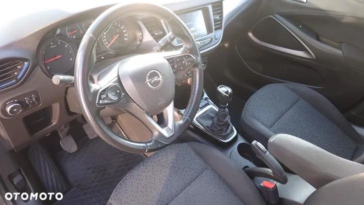 Opel Crossland X - 8