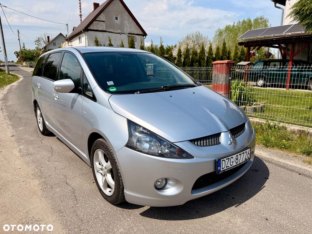 Mitsubishi Grandis 2.0 DI-D 7-Sitzer Intense - 2