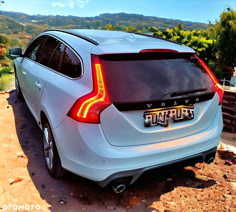 Volvo V60 Cross Country D4 AWD Geartronic - 12